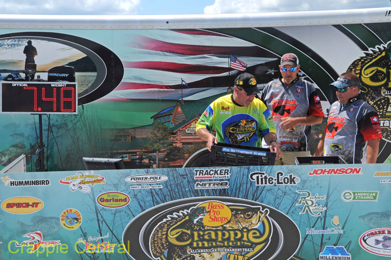 160521060533-237an_crappie_masters_20160521