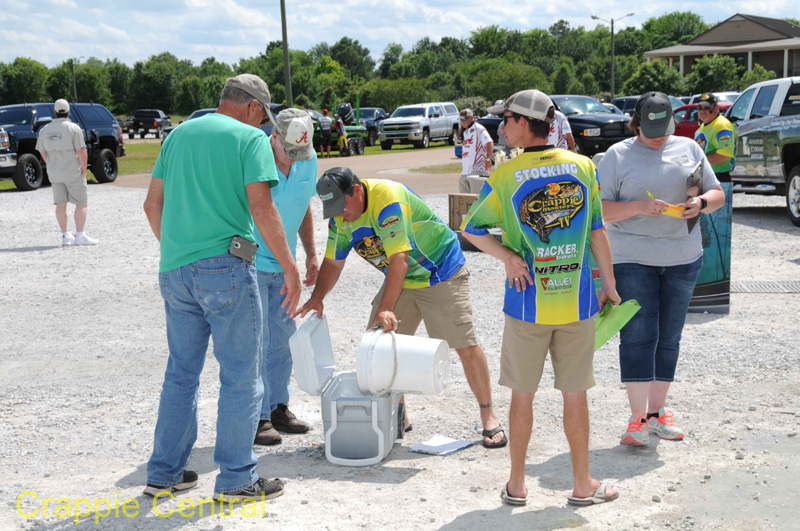 160521060533-250_crappie_masters_20160521