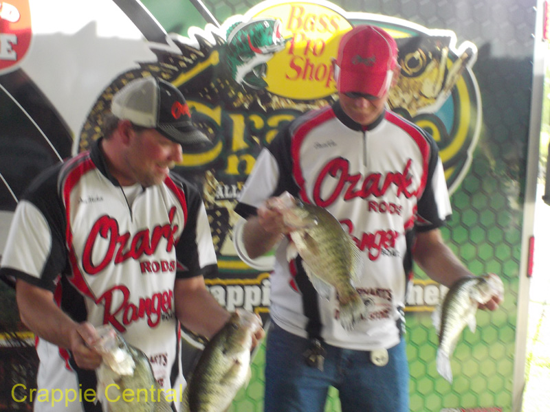 170408040440-Crappie Masters 2017 147