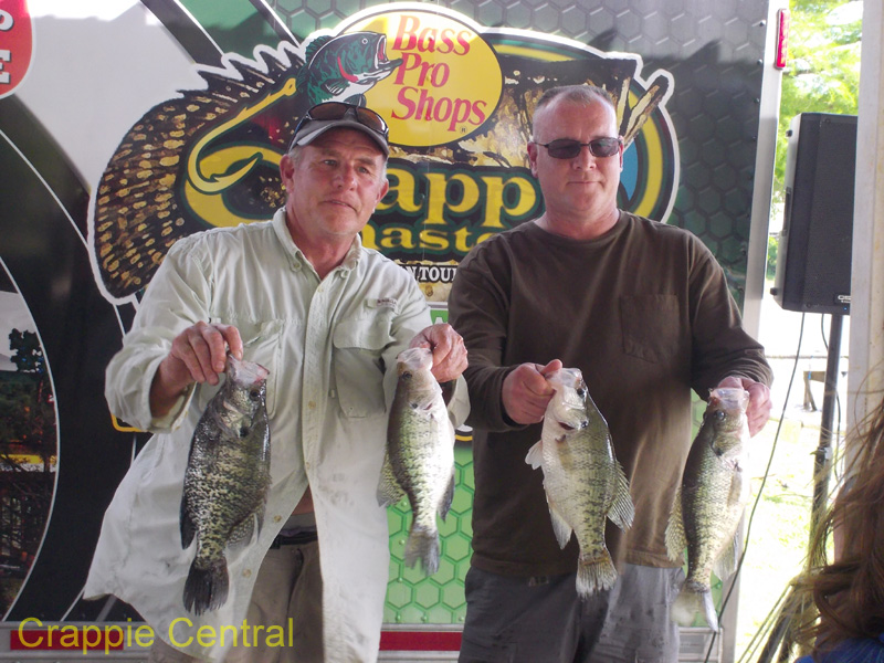 170408040440-Crappie Masters 2017 155