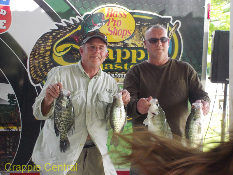 170408040440-Crappie Masters 2017 156