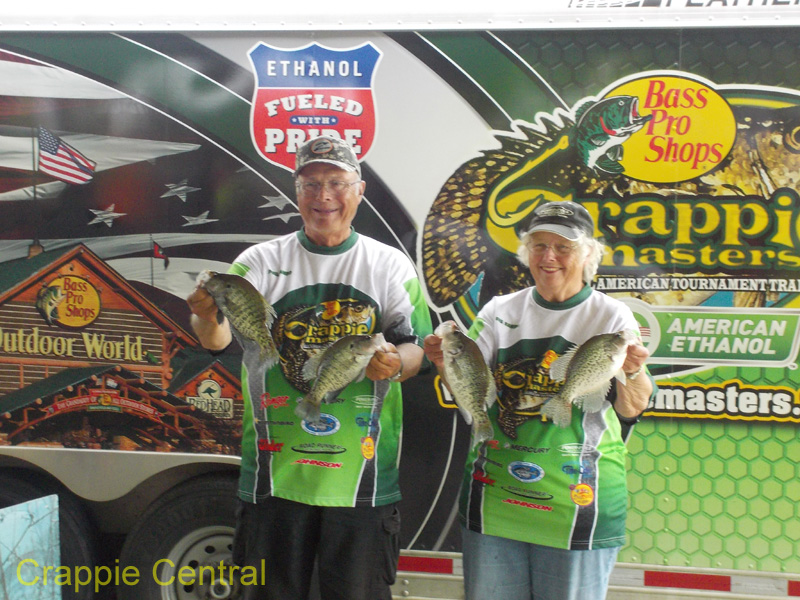 170408040442-Crappie Masters 2017 054