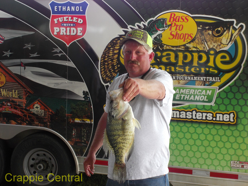 170408040449-Crappie Masters 2017 103