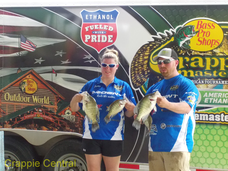 170408040458-Crappie Masters 2017 032